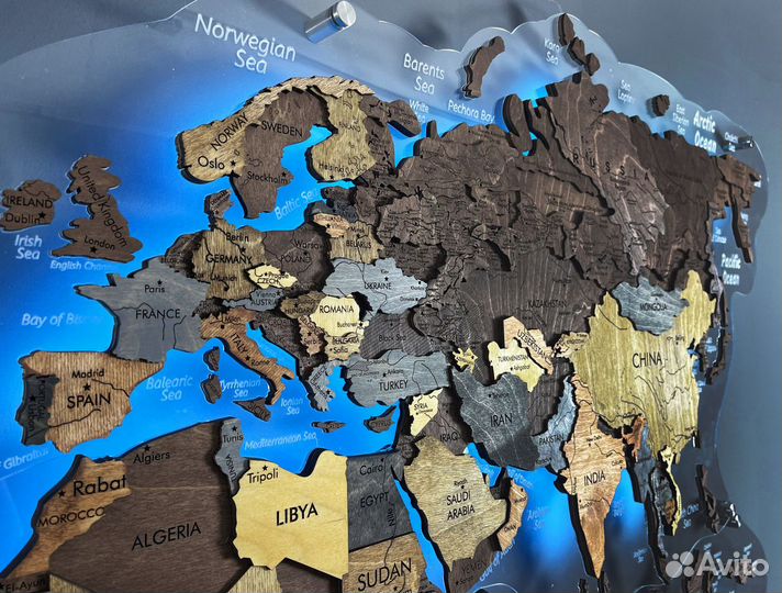 Карта мира на оргстекле