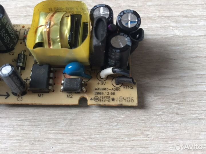 Блок питания 220 5 В на 2 А