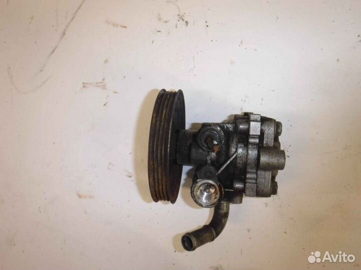 Насос гидроусилителя Suzuki Grand Vitara III