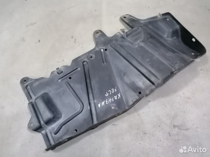 Защита (пыльник) двигателя Mitsubishi Carisma 2000