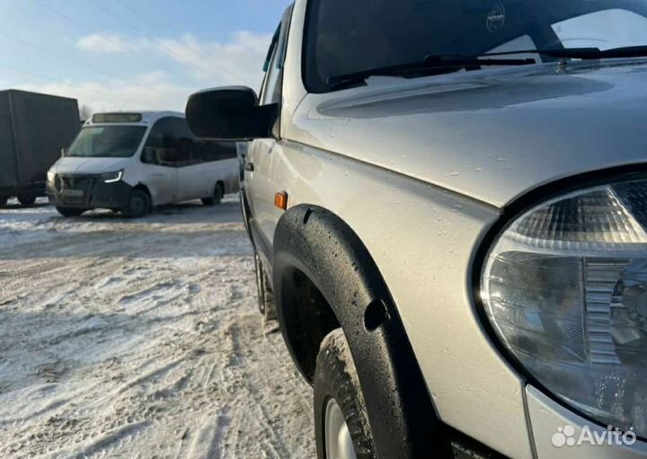 Расширители арок, пороги на Шевролет Нива