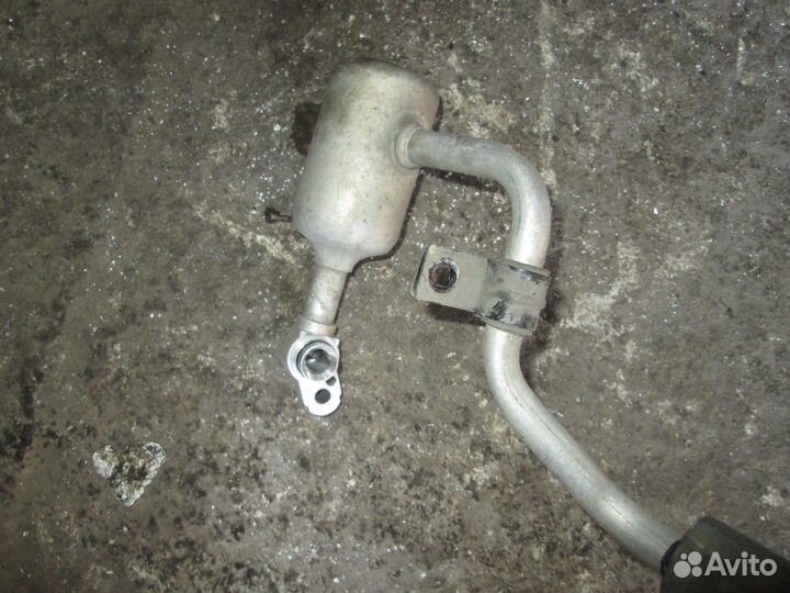 Шланг кондиционера (Toyota Hilux)