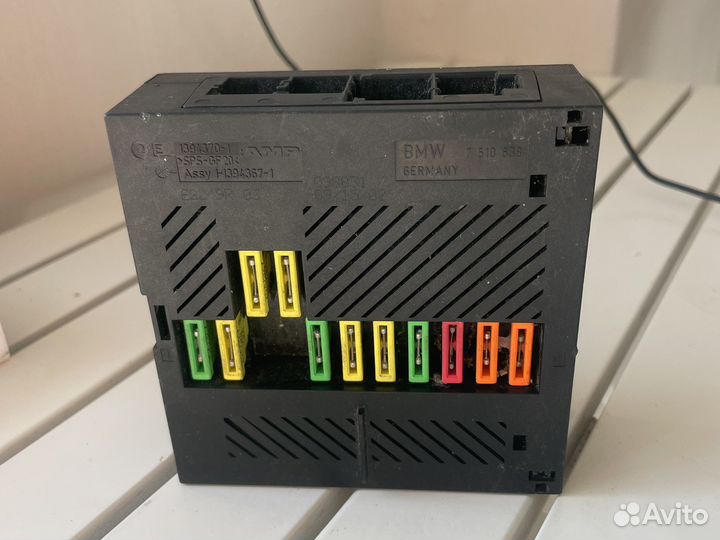 Блок питания BMW E65 блок предохранителей