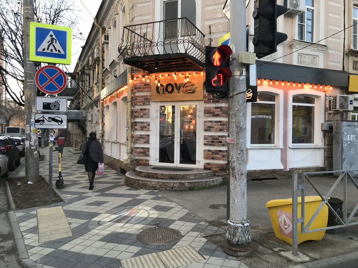 Угловое помещение в стиле лофт в центре, 100 м²