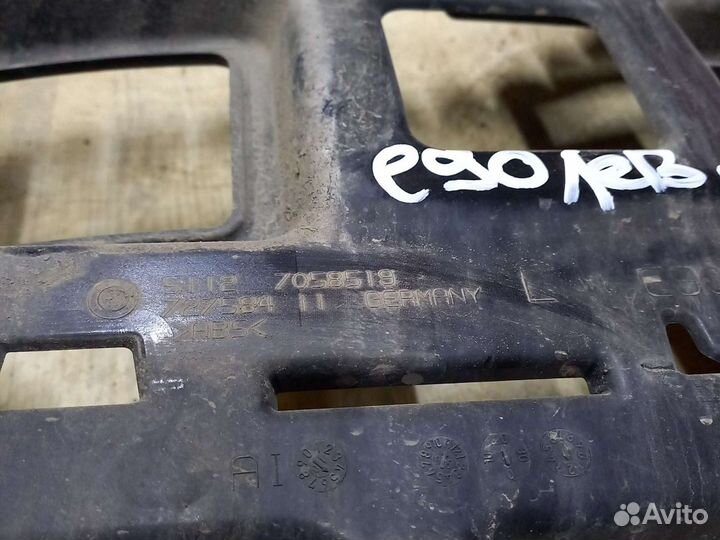 Крепления заднего бампера BMW E90 дорест