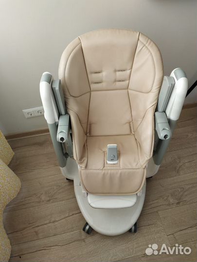Стульчик для кормления Peg-Perego Tatamia