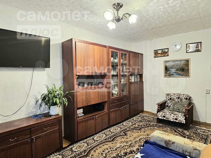 4-к. квартира, 95 м², 5/5 эт.