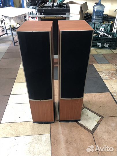 Фронтальные колонки Wharfedale Diamond 8.4
