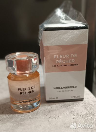Fleur de Pecher Karl Lagerfeld