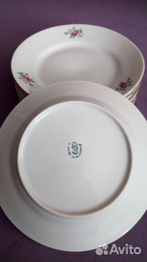 Тарелки фарфор 8 шт