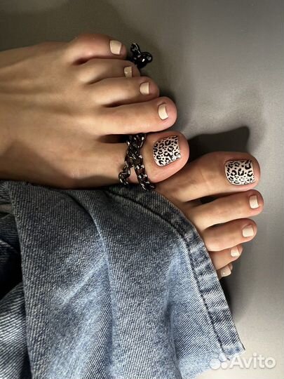 Модели на маникюр/педикюр/брови