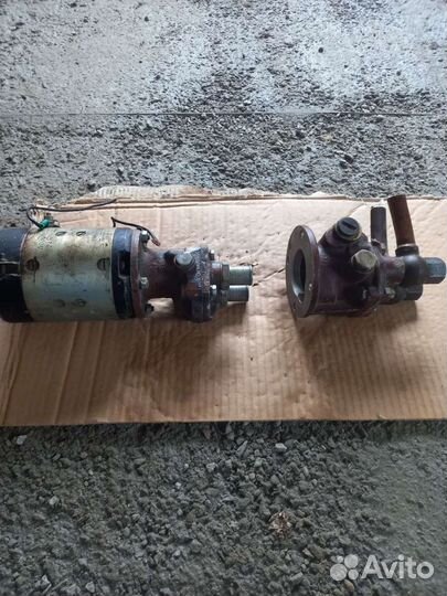 Насос помпа