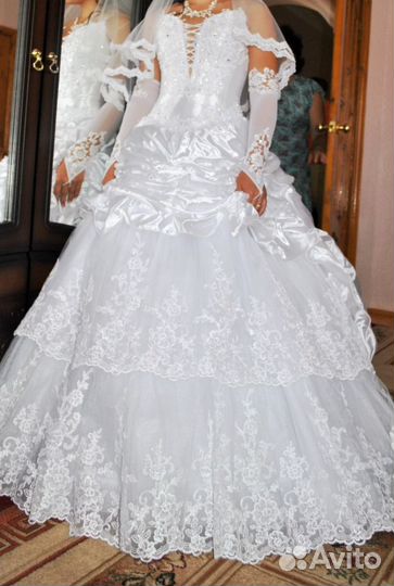 Свадебное платье