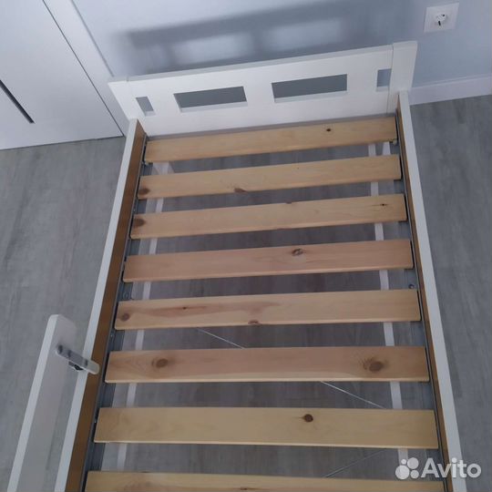 Детская кровать IKEA с матрасом