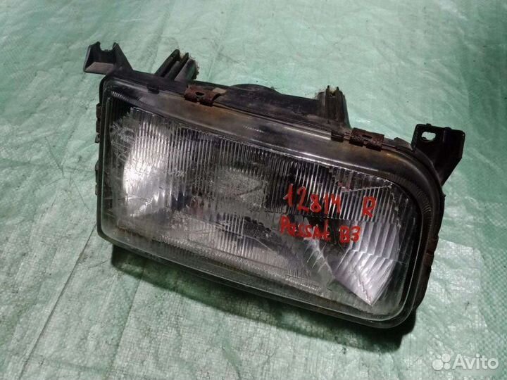 Фара передняя правая Volkswagen Passat B3
