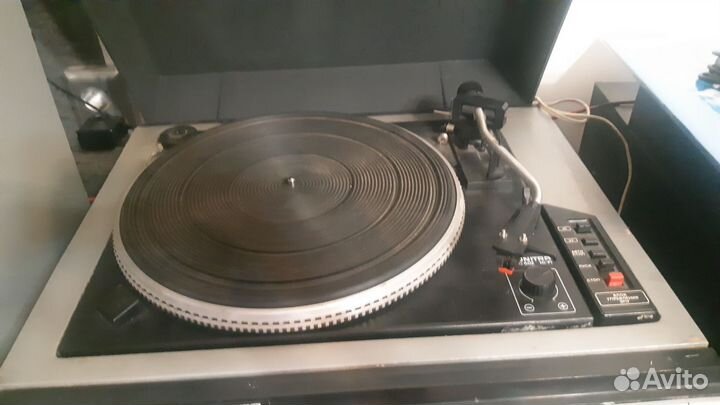 Проигрыватель винила Вега 119 с усилитем