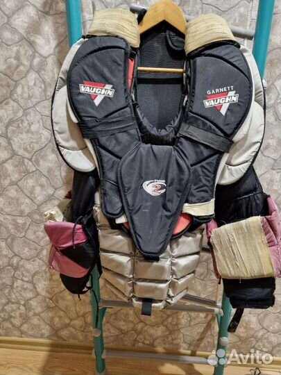 Вратарский нагрудник