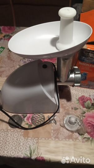 Мясорубка электрическая на запчасти