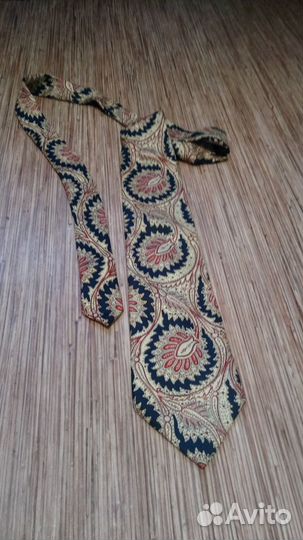 Галстуки брендов (шелк и полиэстер)