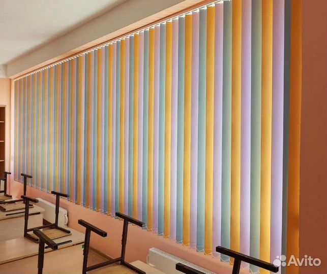 Вертикальные жалюзи тканевые пластиковые