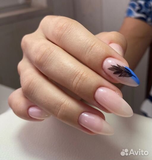 Мастер маникюра и педикюра