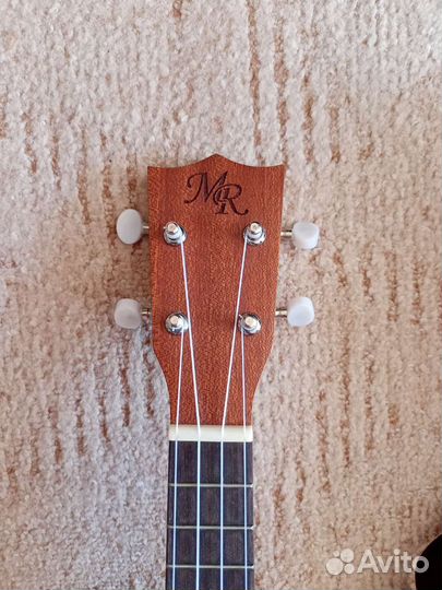 Укулеле MR-01 с чехлом
