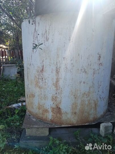 Бак для воды металлический