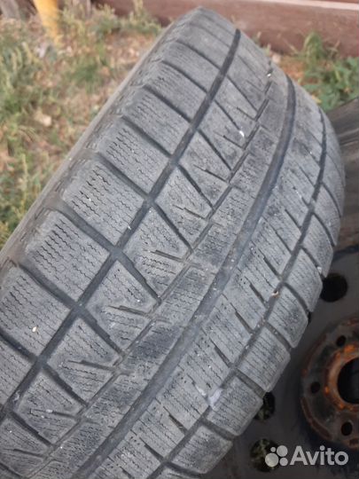 R16 Bridgestone Blizzak Revo1 205/55, PCD 5x112 DIA 57.1