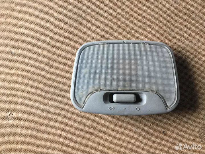 Плафон салонный Mitsubishi L200 KB