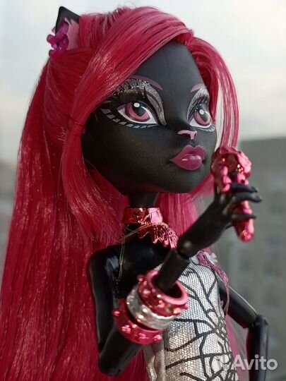 Кетти Нуар базовая монстер хай