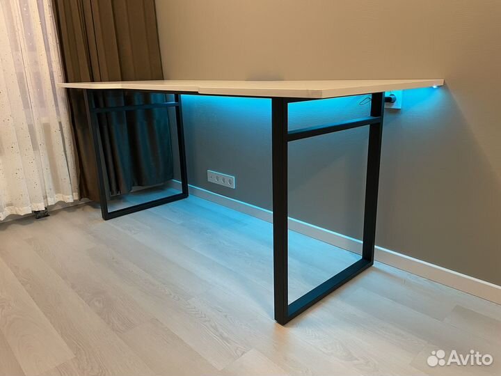 Стол компьютерный 200х75 h75