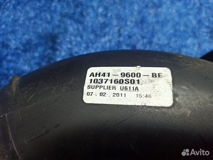 Корпус воздушного фильтра правый Range Rover Sport