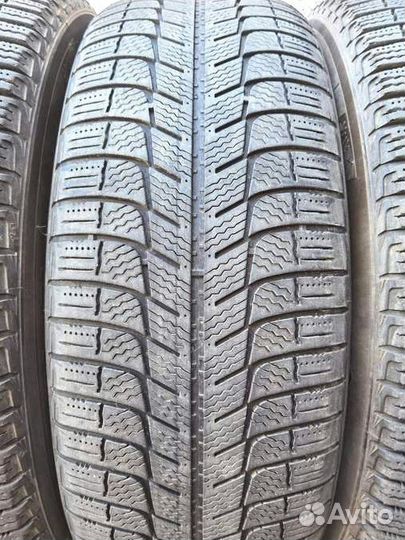 Michelin X-Ice 3 215/60 R17 96T