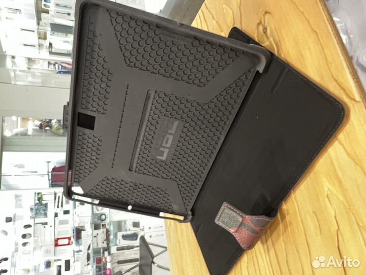 Чехол UAG Metropolis для iPad pro 10.2 2021/2022