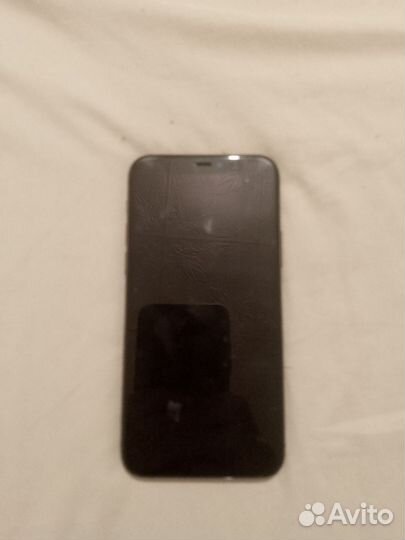 iPhone 11 Pro, 64 ГБ