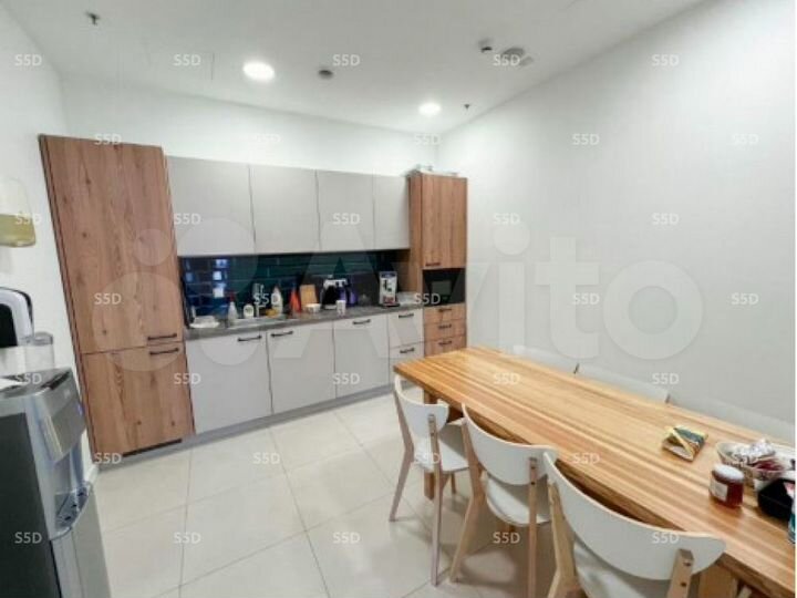 Сдам офисное помещение, 240.5 м²