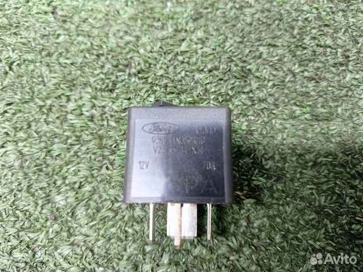 Реле Ford Kuga 2008-2012