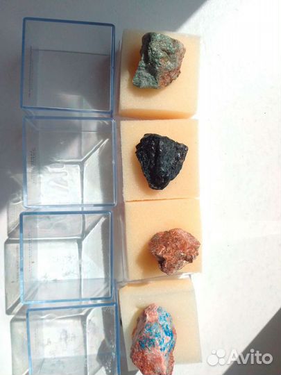 Камни и минералы