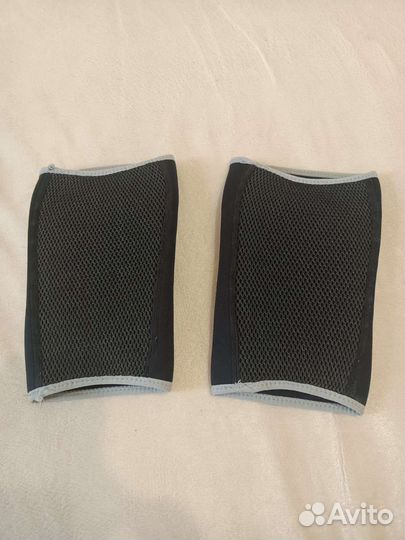 Наколенники Demix