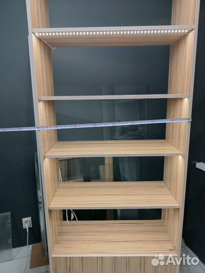 Шкаф с подсветкой