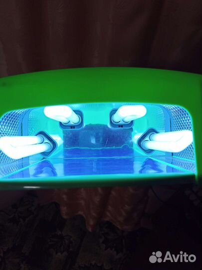 Уф лампа для ногтей