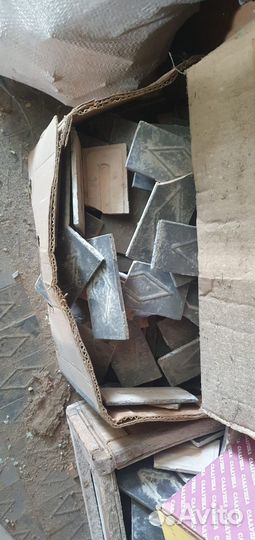 Керамическая плитка СССР кабанчик