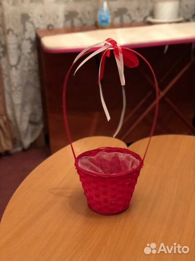 Корзинки плетенные