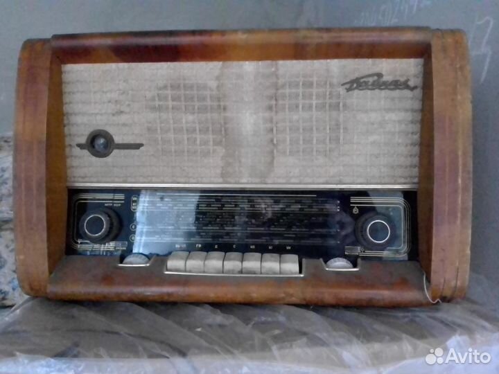 Советский винтажный радиоприемник «Байкал» СССР