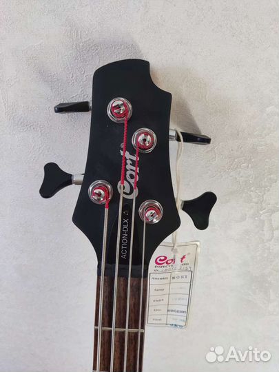 Бас гитара Cort Action DLX FGB