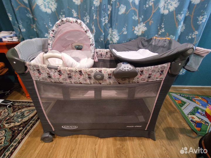 Кровать-манеж Graco