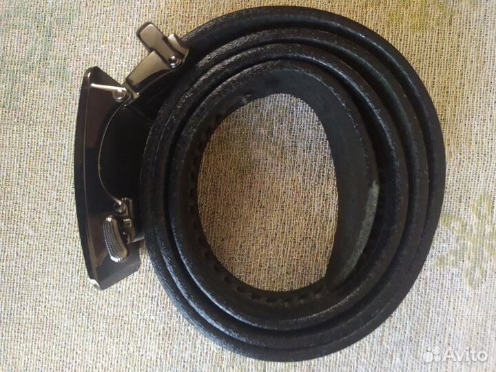 Мужской кожаный ремень