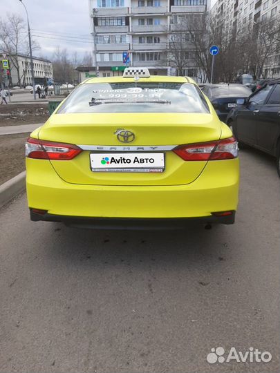 Toyota Camry 2.0 AT, 2019, 238 000 км