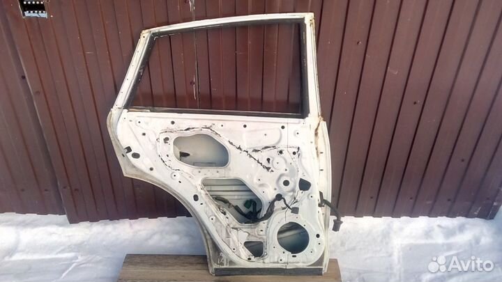 Дверь задняя левая Infiniti EX