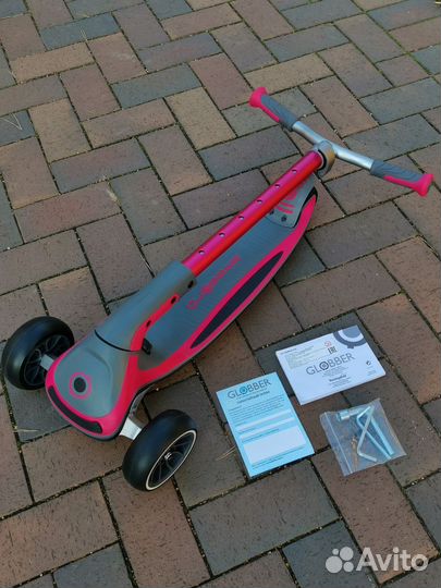 Самокат Globber Ultimum трехколесный